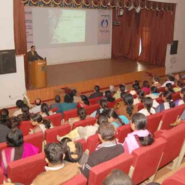 People’s College of Medical Sciences & Research Centre