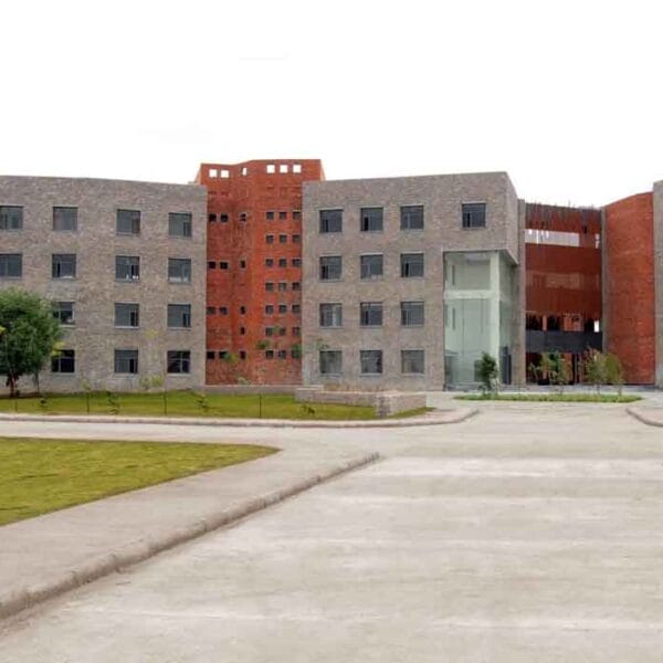 Institute of Management Technology,Hyderabad