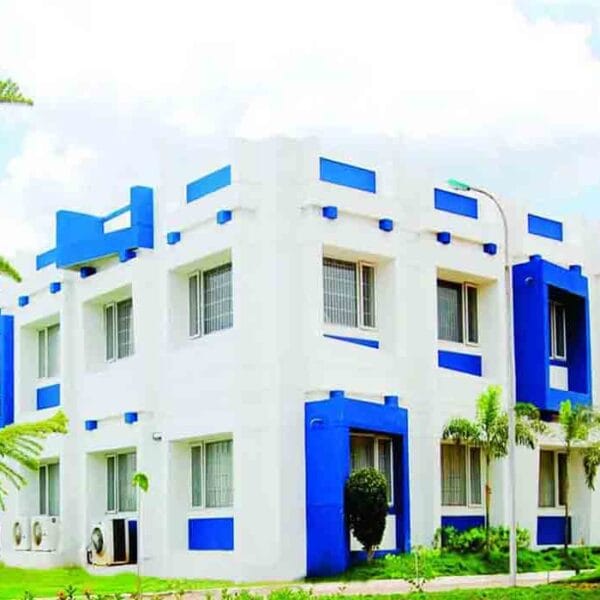 Hallmark Business School