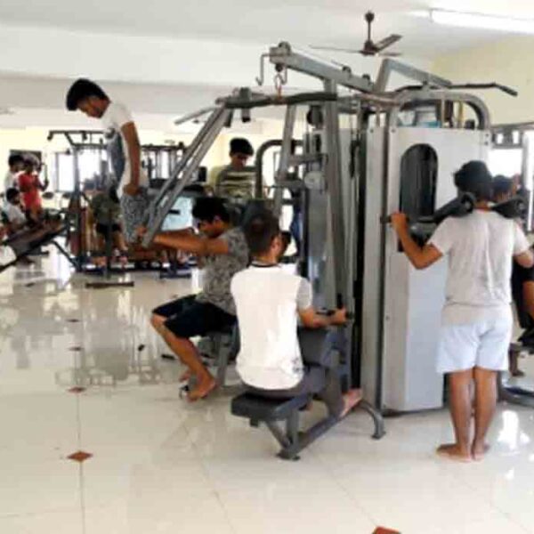 Dr. M.G.R. Educational And Research Institute university