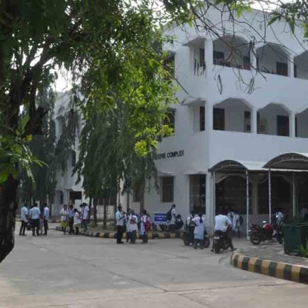 Meenakshi Academy of Higher Education and Research (Dental)