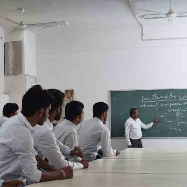 Babu Banarasi Das University