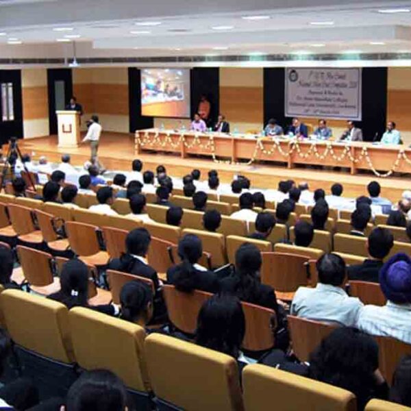 Dr. Ram Manohar Lohiya National Law University, Lucknow