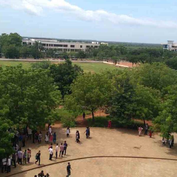 Shanmugha Arts Science Technology & Research Academy (Law)